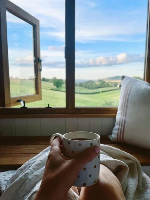 The Hereford Hut, Charming 1 Bedroom Shepherds Hut Callow المظهر الخارجي الصورة